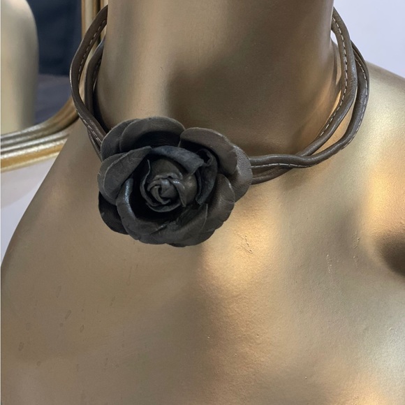 Choker Large flower rose Colette Malouf leather Necklace hairband bracelet - Picture 2 of 10